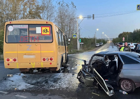ДТП со школьным автобусом в Башкирии обернулось трагедией