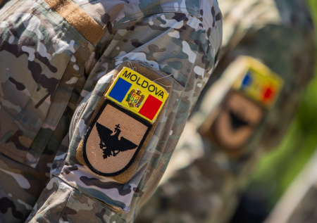 Раскрыто, почему Молдавия отправила военную технику на границу с Украиной