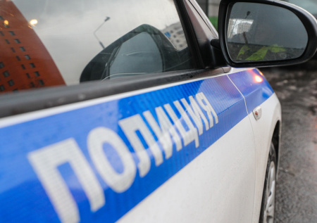 Мужчина на электровелосипеде устроил пальбу возле детской площадки
