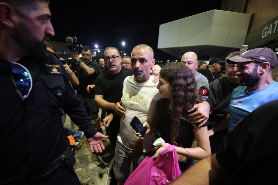 Израильский сантехник Янив Хаюн