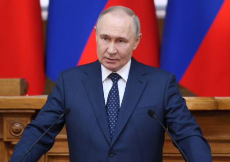 «Застрельщик»: Путин объяснил, почему Европа усиливает давление на Россию