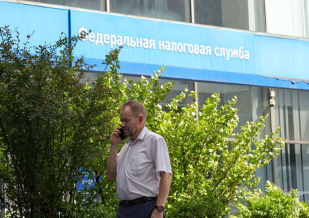 Глава ФНС объяснил, как удалось снизить число должников в России