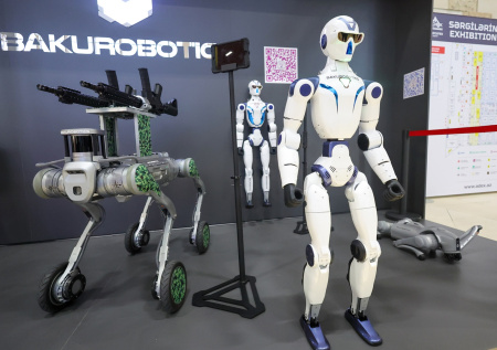 От минометов до тактических роботов: фото крутых новинок выставки ADEX 2026