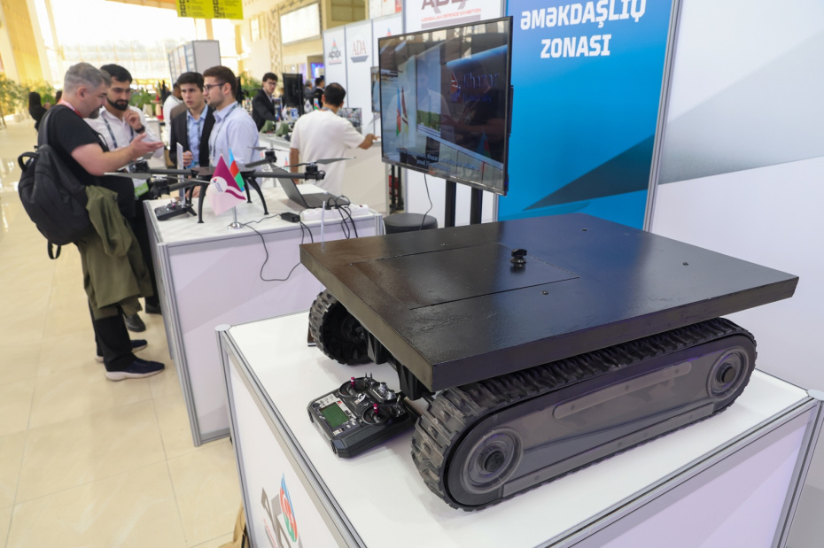 Универсальный наземный робототехнический комплекс Robot tank