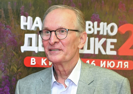 Инсульт, операция, встреча с Зеленским: как живет актер Федор Добронравов