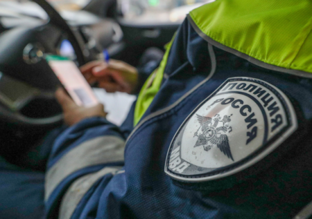Автомобиль сделал «кувырок» во время аварии в Москве