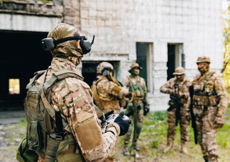 В Минобороны РФ назвали украинские военные технологии «фанерными»