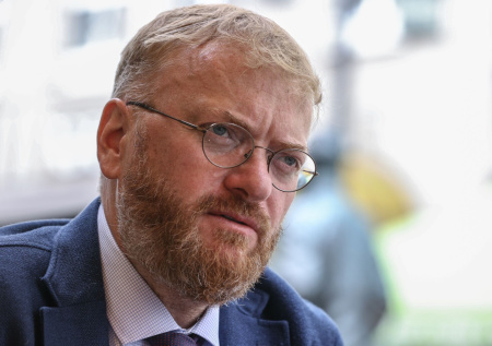 Милонов предложил Канье Уэсту выступить в Горловке