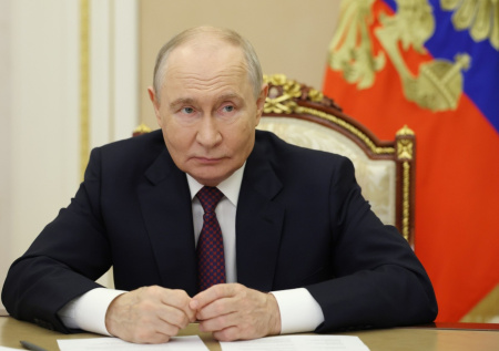 Путин разрешил реорганизацию «ЮниКредит Банка» и продажу акций