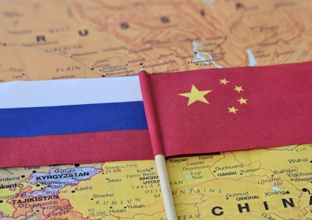 На границе России и Китая открылся обновленный пункт пропуска