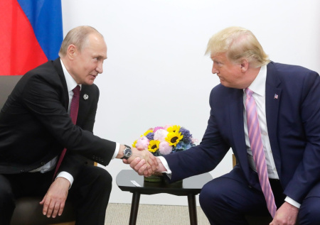 В Кремле оценили вероятность беседы Путина и Трампа