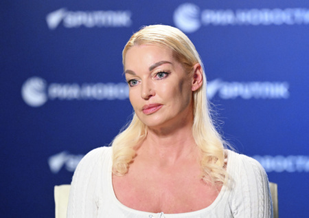 «Молчите в тряпочку»: Волочкова ответила Поплавской на слова о Лолите