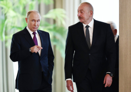 В графике Путина произошли изменения перед встречей с Алиевым
