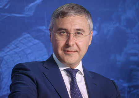 Фальков заявил о массовом сокращении платных мест в вузах