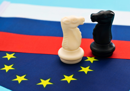ЕС утвердил очередной пакет санкций против России
