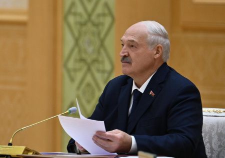 Лукашенко заявил, что Запад пугает Прибалтику мнимой угрозой