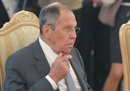 Лавров заявил, что Россия не даст Зеленскому «прийти в чувства»