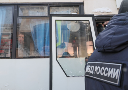Сотни силовиков устроили «сюрприз» мигрантам прямо на рынке