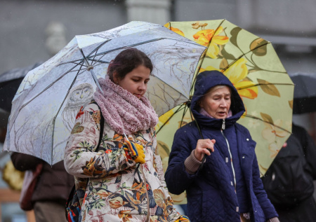 Погода в Москве в воскресенье, 18 октября: небольшие дожди и тепло до +15