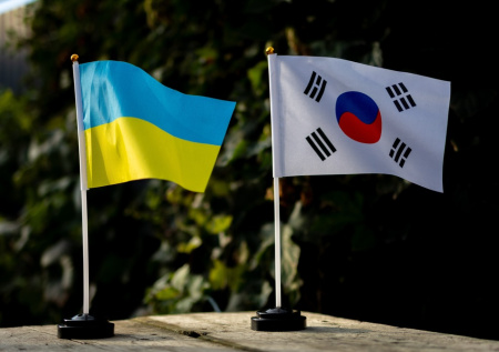 Одна страна Азии решила отозвать своих дипломатов с Украины