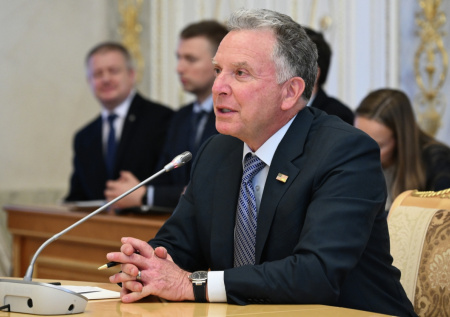 Уиткофф поблагодарил Путина за освобождение американского наемника