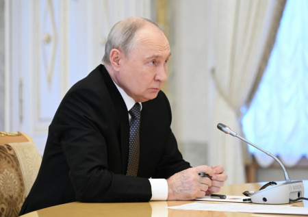 Путин попросил передать Трампу слова благодарности за усилия по Украине