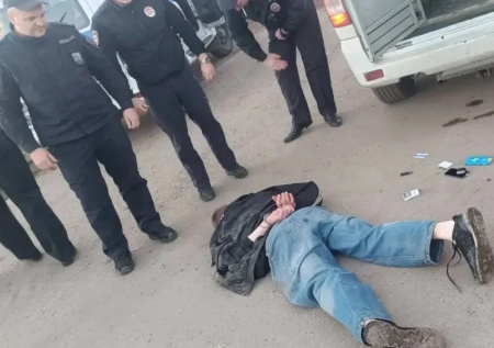 В Твери безбилетник напал на полицейских