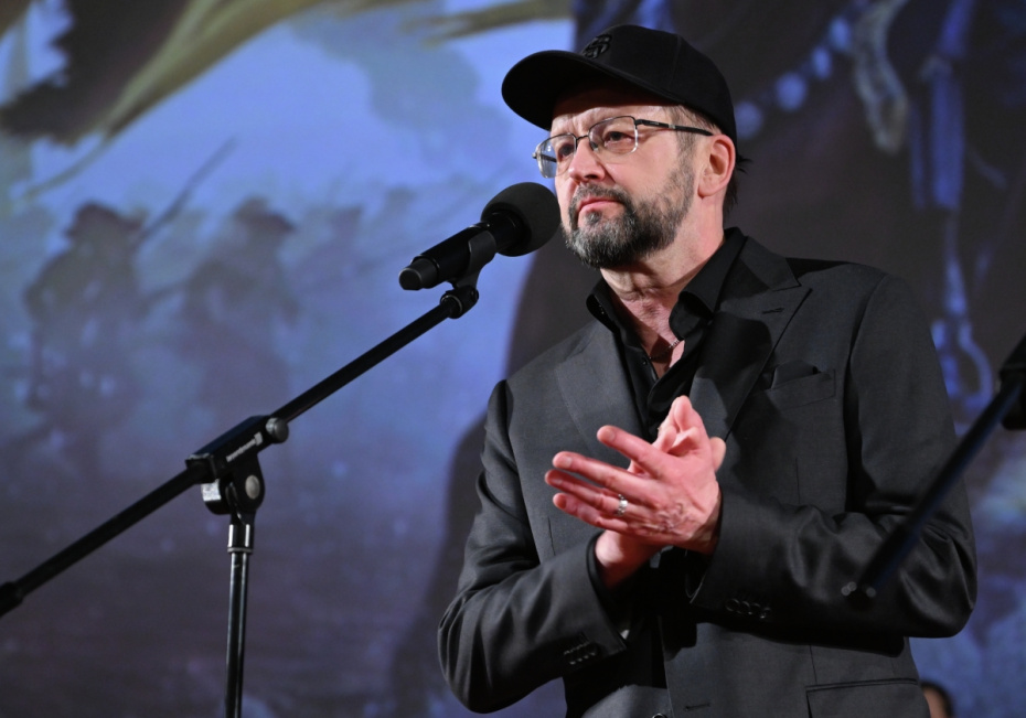 Режиссер Андрей Кравчук на премьере своего фильма «Рождение империи» в Москве