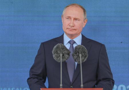 Путин примет участие в открытии авиасалона МАКС-2021