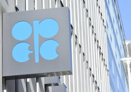 Россия продолжит выполнять обязательства по сделке ОПЕК+ до конца марта