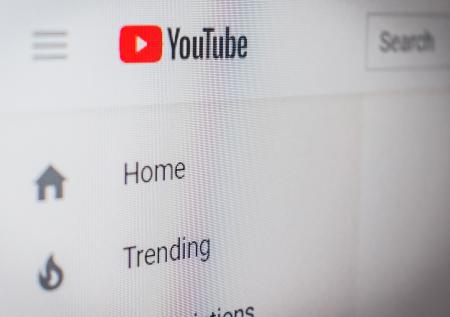 YouTube обвинили в попытках замолчать правду о владельце «дворца Путина»