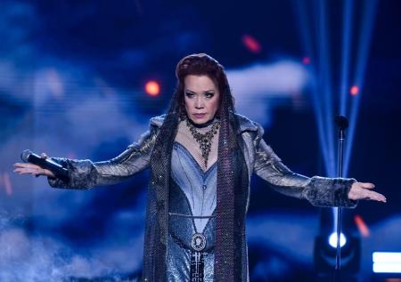 Певица Азиза рассказала о «разводе» с супругом на свое 60-летие