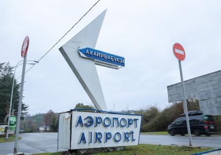 В Абхазии назвали сроки запуска регулярного авиасообщения с Россией
