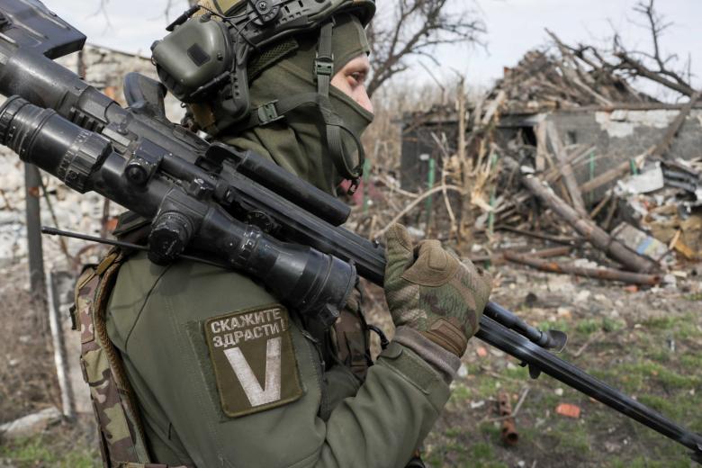 Военнослужащий ВС РФ во время выполнения задач СВО