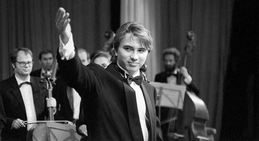 Певец Дмитрий Хворостовский во время выступления в Красноярске