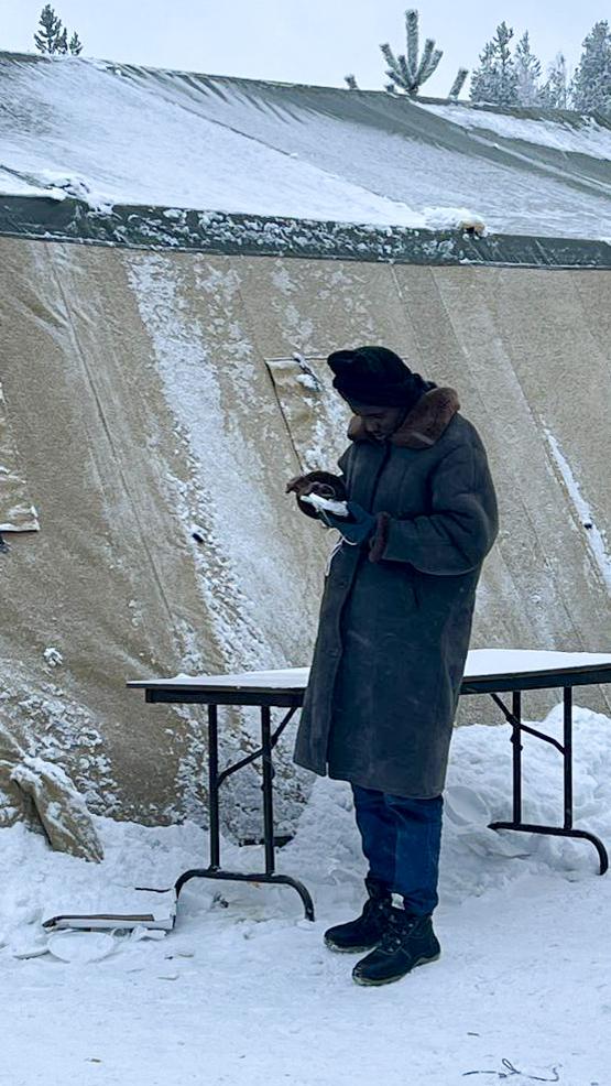 Ситуация около автомобильного пункта пропуска «Салла», где собрались несколько сотен человек в надежде пересечь границу РФ