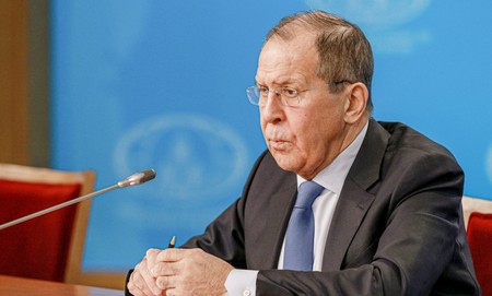 Лавров назвал испанцам обязательные к прочтению книги русских авторов