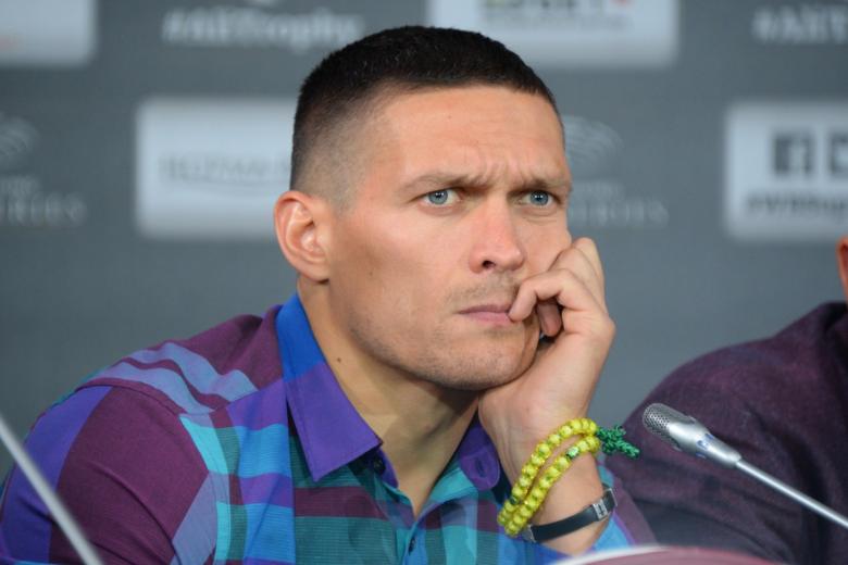 Александр Усик