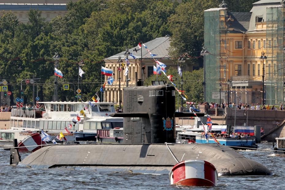 Празднование Дня Военно-морского флота России в Санкт-Петербурге