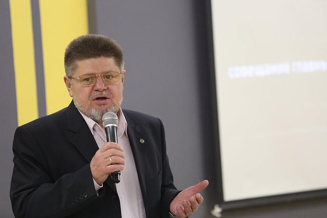 Евгений Брюн