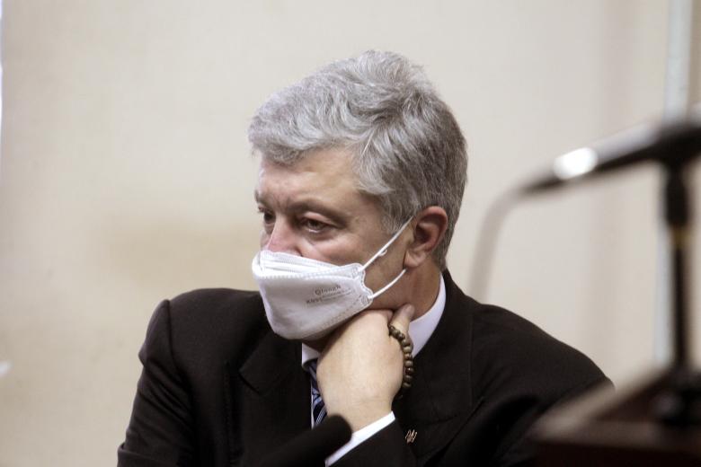 Избрание меры пресечения бывшему президенту Украины Петру Порошенко в Киеве