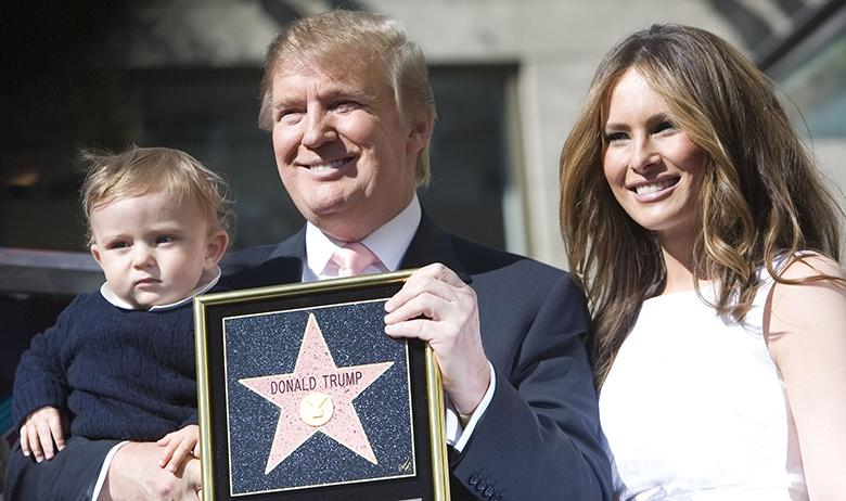 Президент США Дональд Трамп и первая леди США Меланья Трамп с сыном