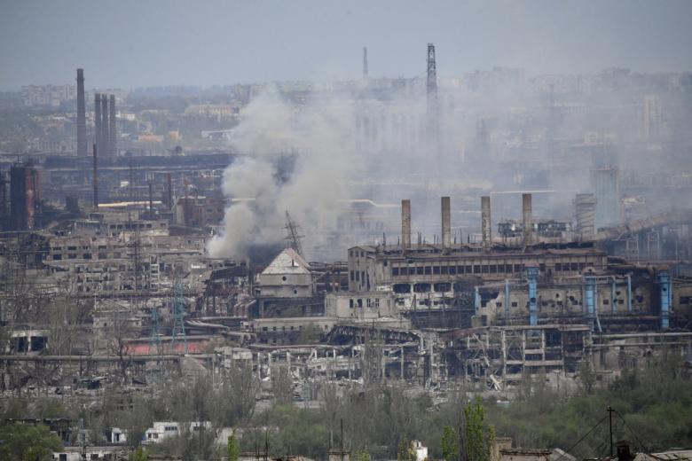Вид на завод «Азовсталь»