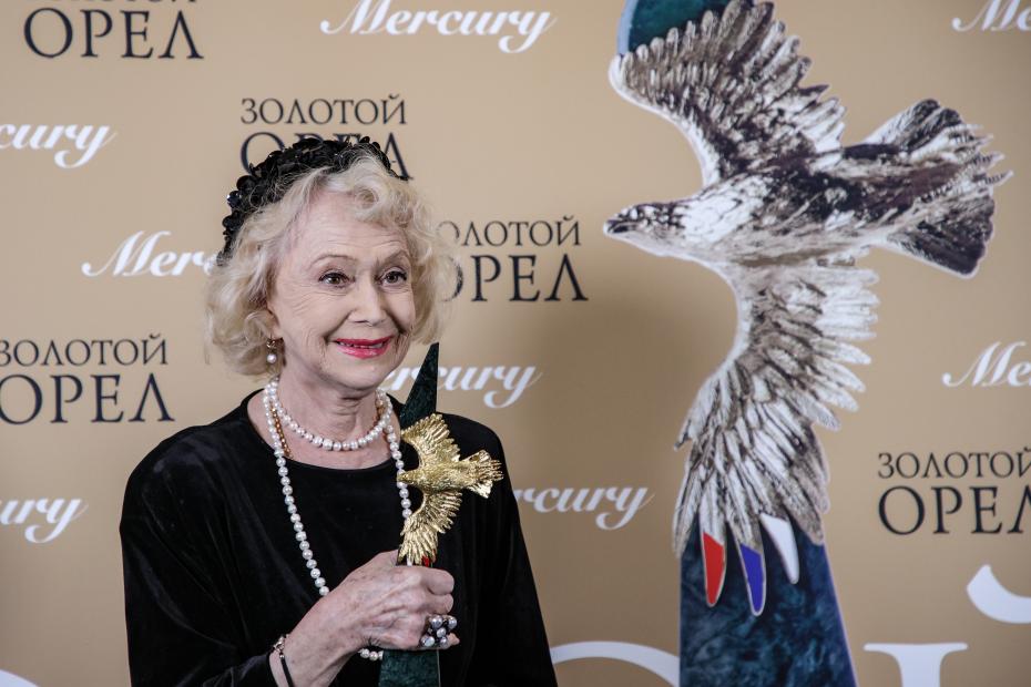 Светлана Немоляева