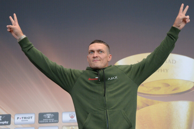 Александр Усик