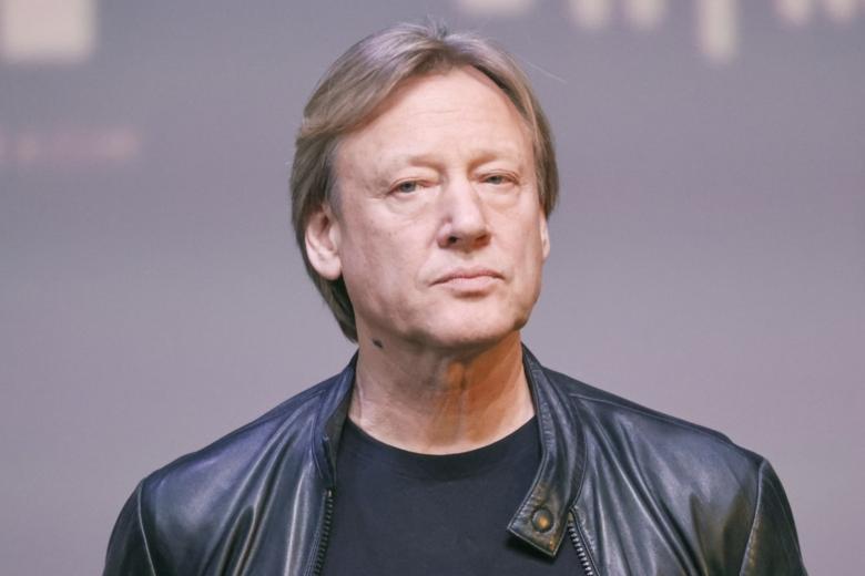 Дмитрий Харатьян