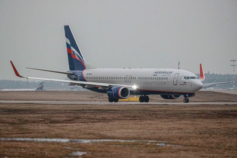 Самолёт Boeing 737-800