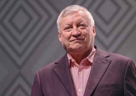 Стало известно о положительной динамике в состоянии Анатолия Карпова