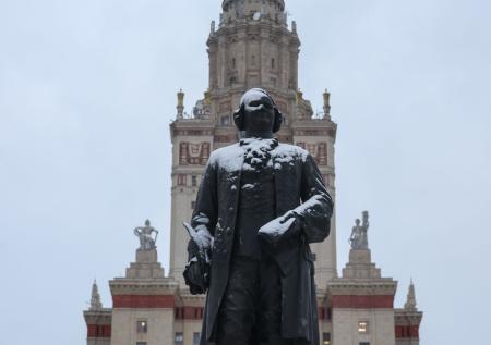 «Снег до середины апреля»: москвичей предупредили о резкой смене погоды