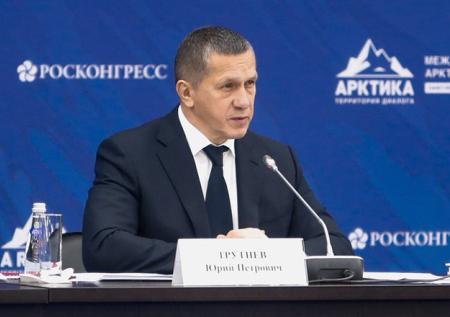 Трутнев посоветовал мэру Владивостока оставить пост